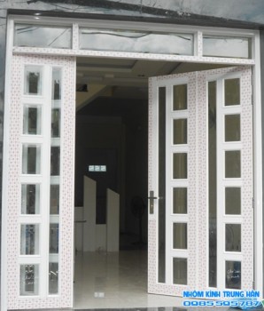 Mẫu cửa nhôm đẹp nhất hiện nay 12 ( Giá 1.200.000 / m 2 )