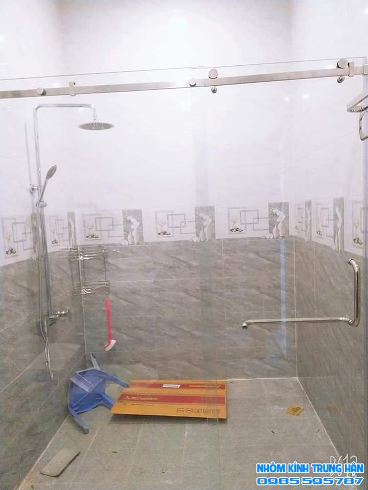 NHÔM KÍNH TRUNG HẬN
