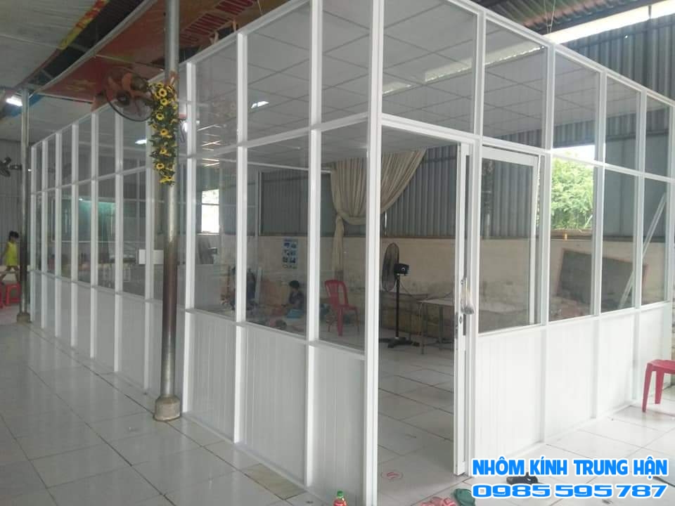 VÁCH NGĂN NHÔM KÍNH