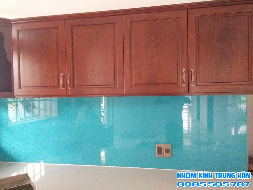 NHÔM KÍNH TRUNG HẬN