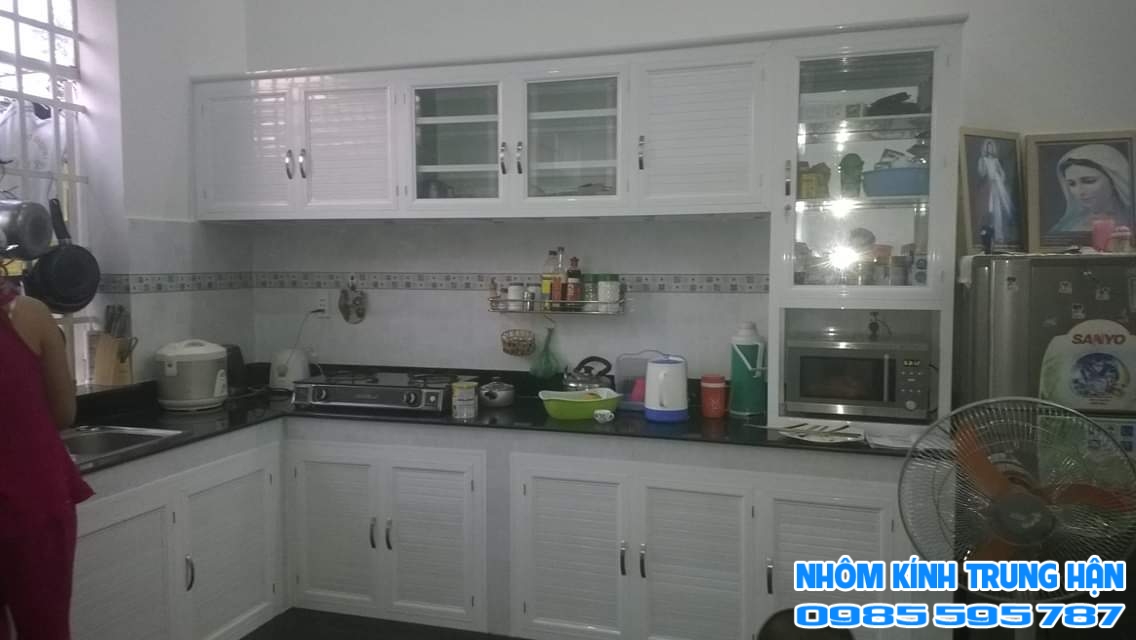 NHÔM KÍNH TRUNG HẬN