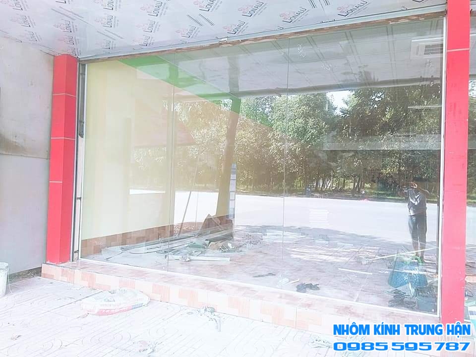 NHÔM KÍNH TRUNG HẬN