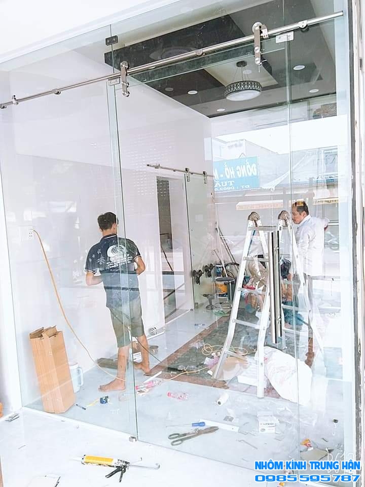 NHÔM KÍNH TRUNG HẬN