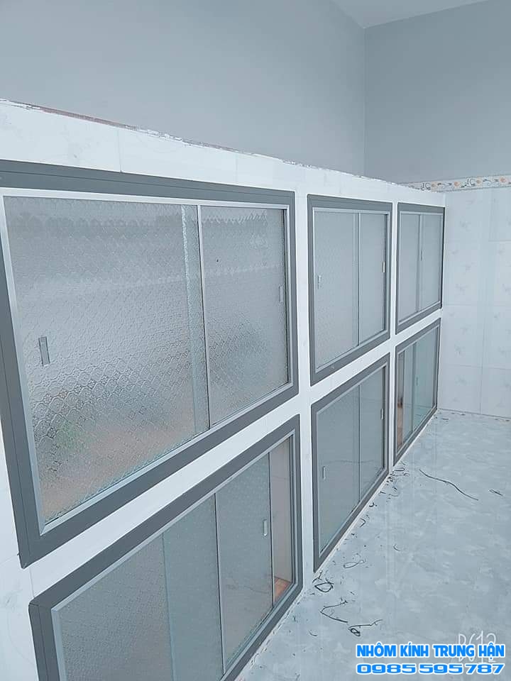 NHÔM KÍNH TRUNG HẬN