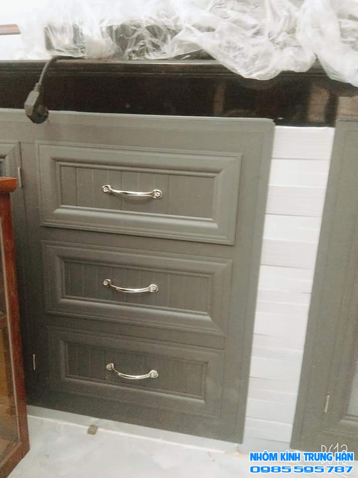 NHÔM KÍNH TRUNG HẬN