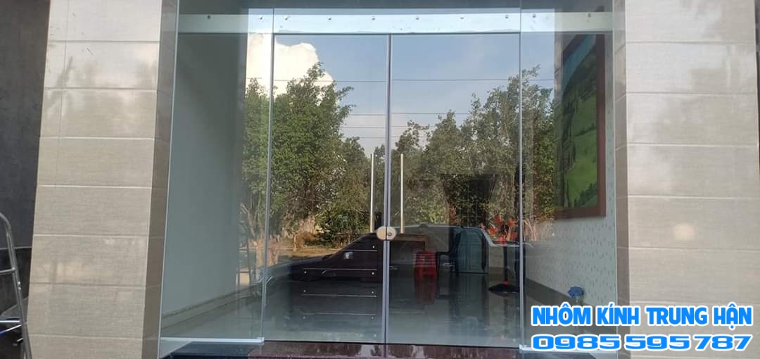 NHÔM KÍNH TRUNG HẬN