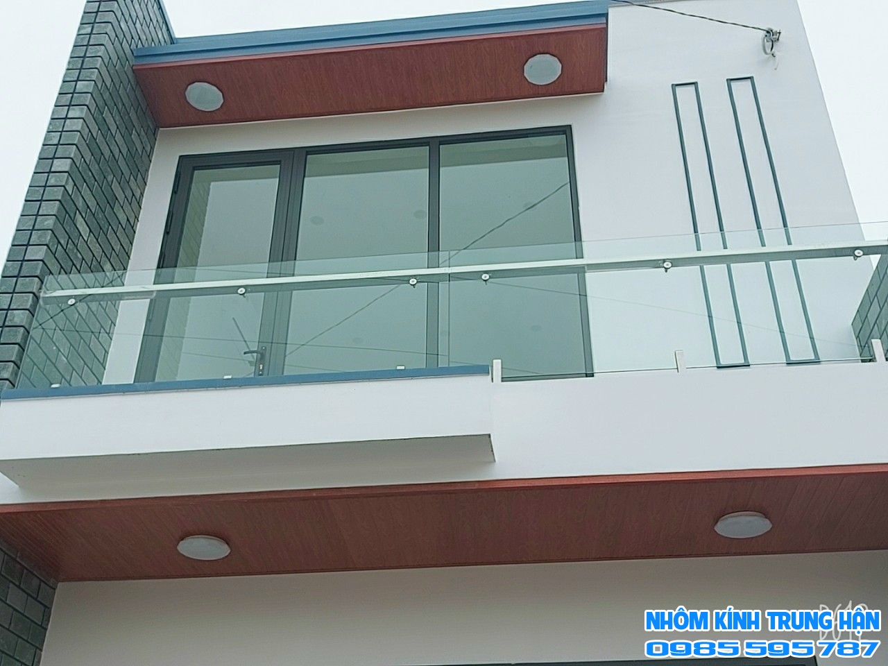 NHÔM KÍNH TRUNG HẬN