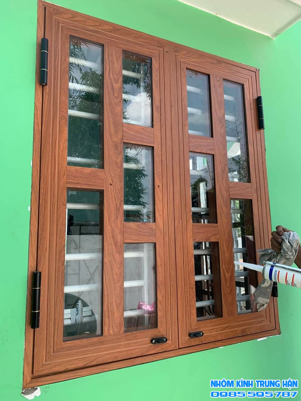 NHÔM KÍNH TRUNG HẬN