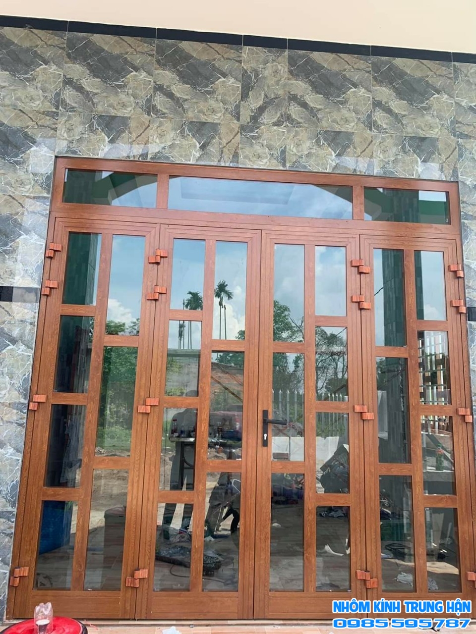 NHÔM KÍNH TRUNG HẬN