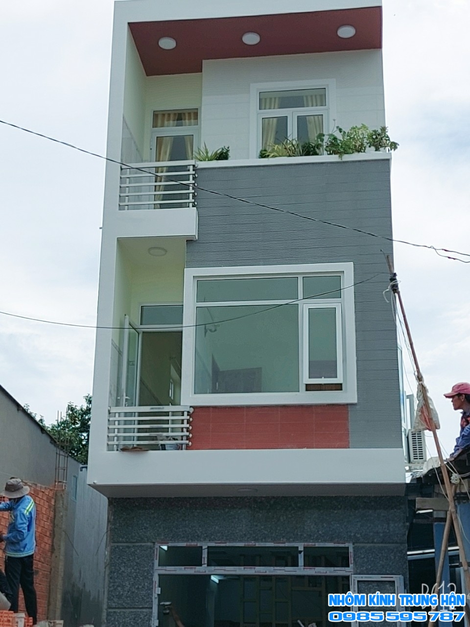 NHÔM KÍNH TRUNG HẬN