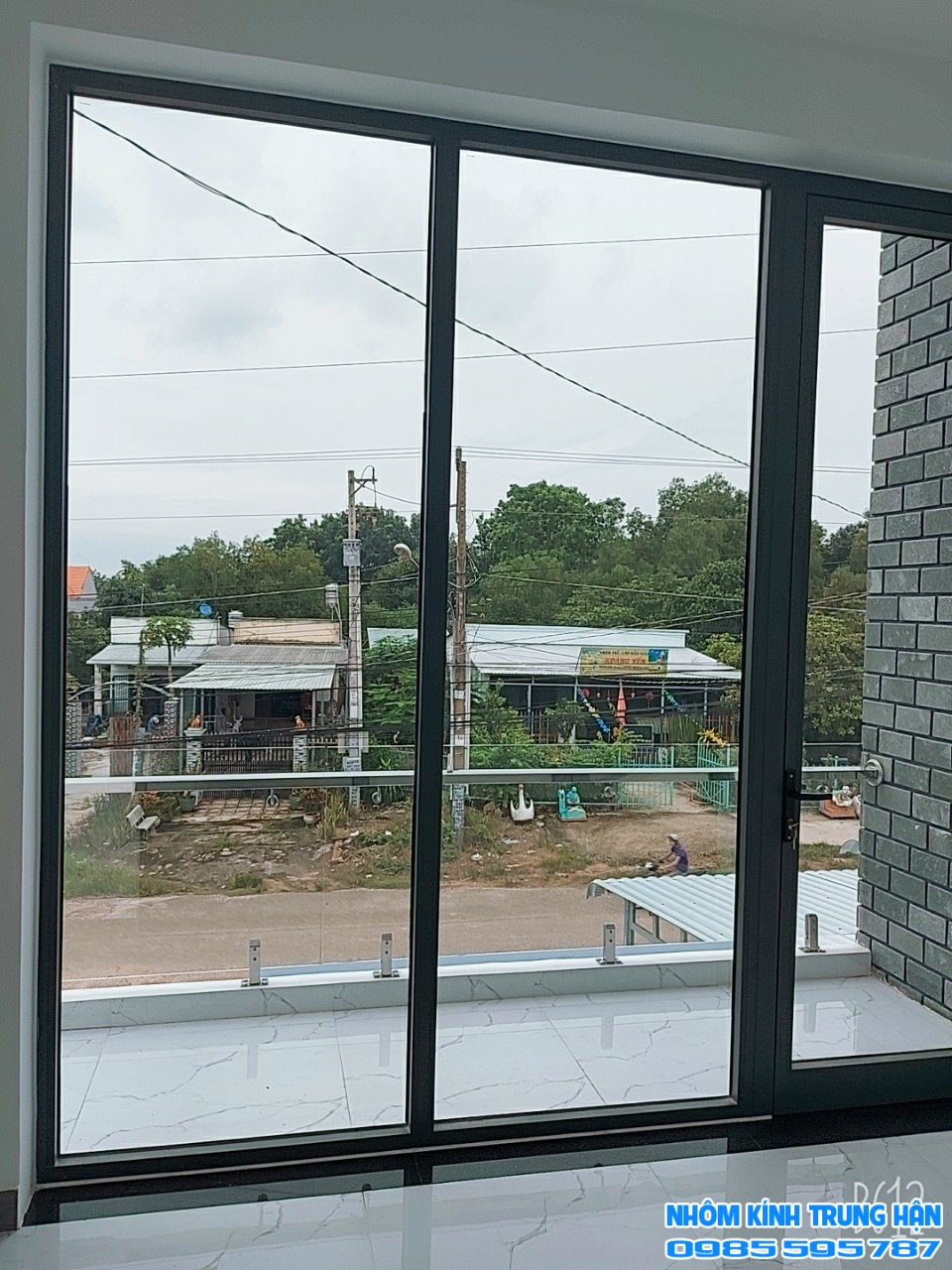 NHÔM KÍNH TRUNG HẬN