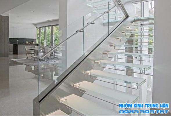 NHÔM KÍNH TRUNG HẬN