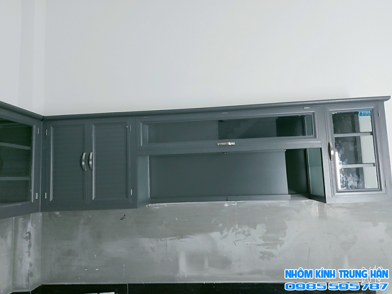 NHÔM KÍNH TRUNG HẬN