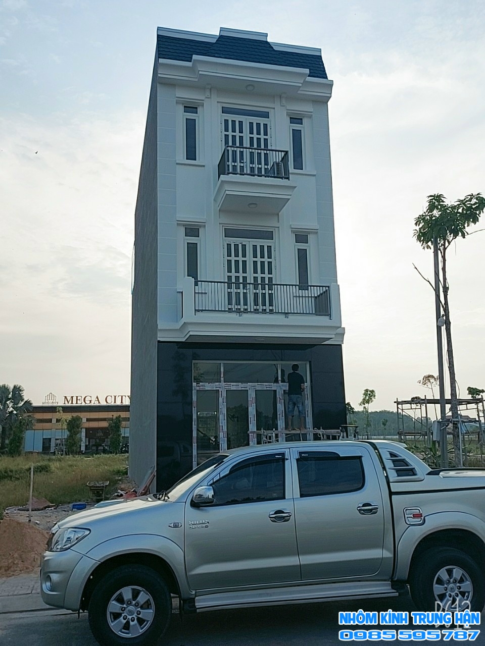 NHÔM KÍNH TRUNG HẬN