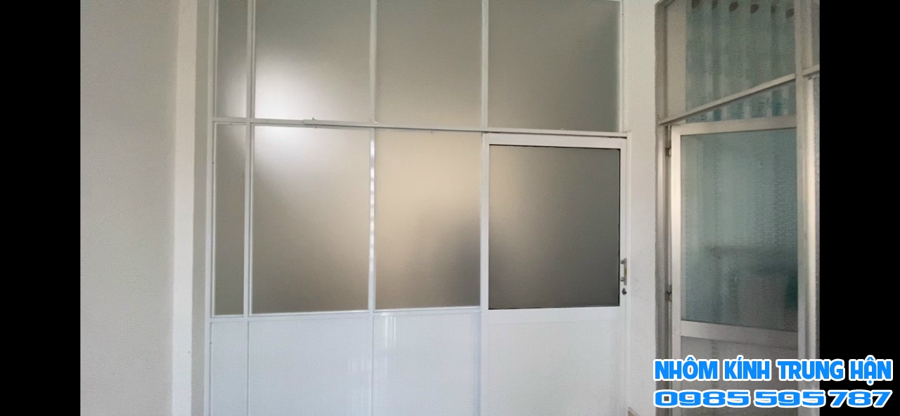 NHÔM KÍNH TRUNG HẬN